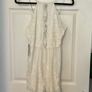 NWT express romper keyhole/cutout size:2